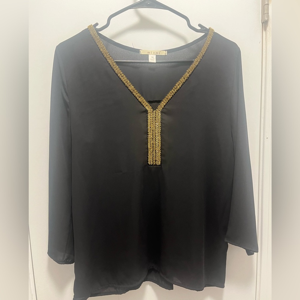 black 3/4 sleeve sheer top